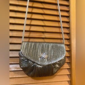 Vintage Vanessa: Ruched, gold mini purse